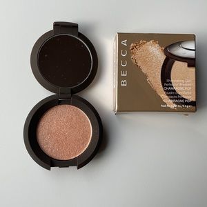 Becca Champagne Pop Highlighter